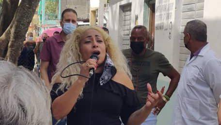 cantante-cubana-osdalgia-presentara-nuevo-disco-en-la-habana