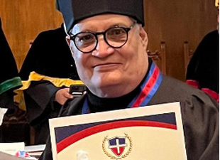 amaury-perez-doctor-honoris-causa-en-importante-universidad-mexicana
